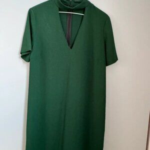 Green crepe dress
